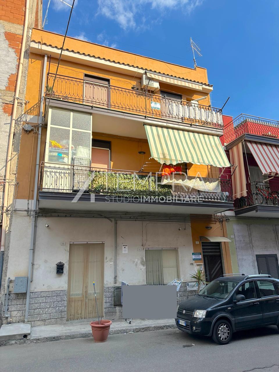 Quadrilocale in vendita a Adrano