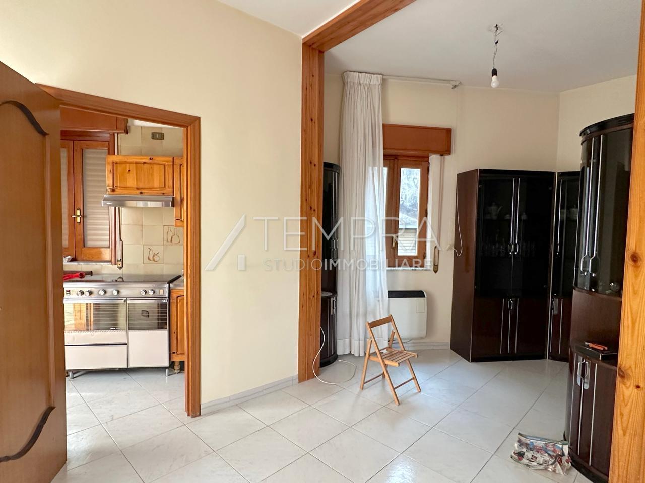 Appartamento in vendita in via tommaseo 35, Adrano