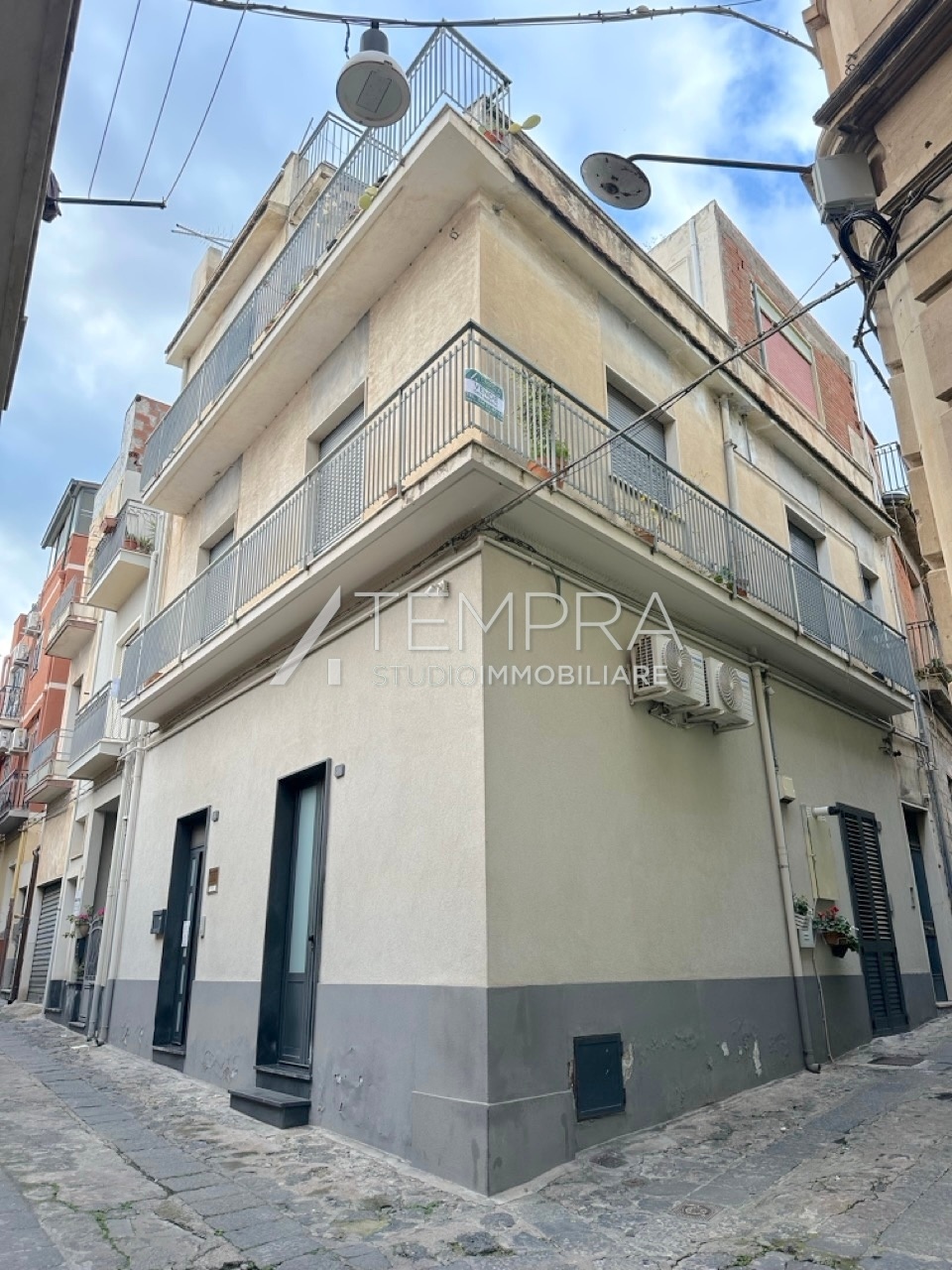 Casa indipendente in vendita a Biancavilla