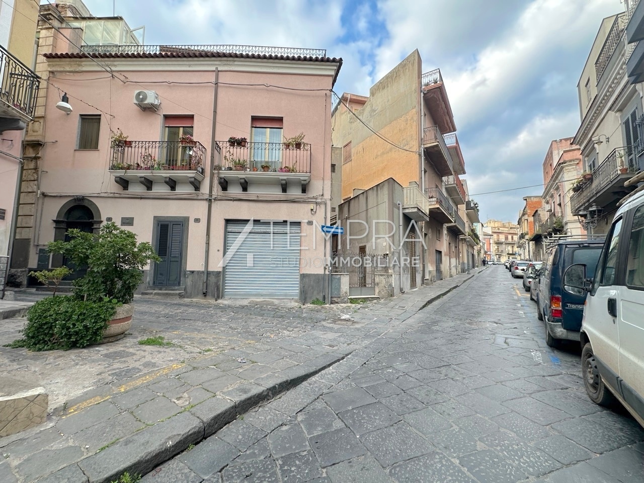 Casa indipendente in vendita a Biancavilla