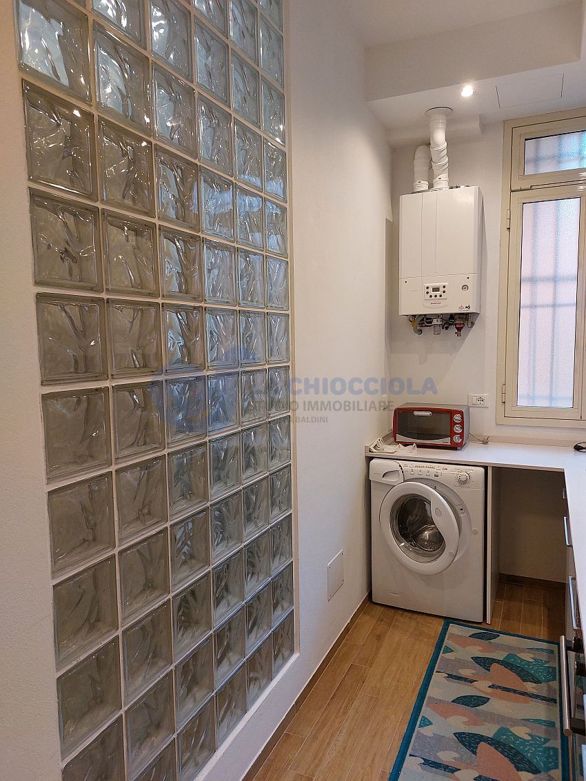 Bilocale ristrutturato in via porrettana, Bologna