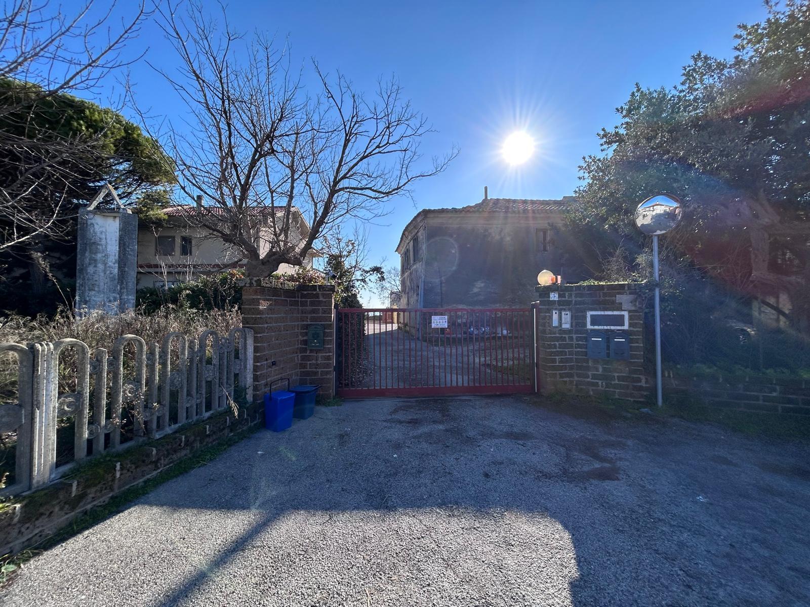 Rustico con giardino a Pescara