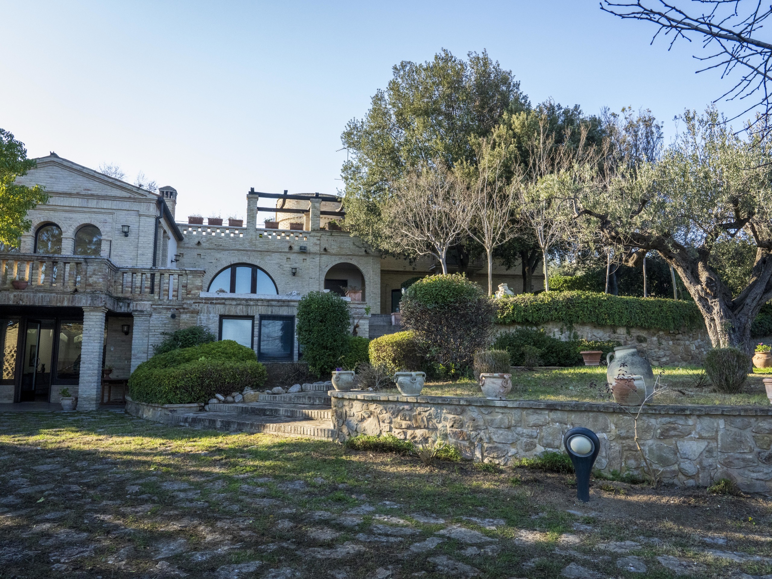 Villa con giardino a Santa Maria Imbaro