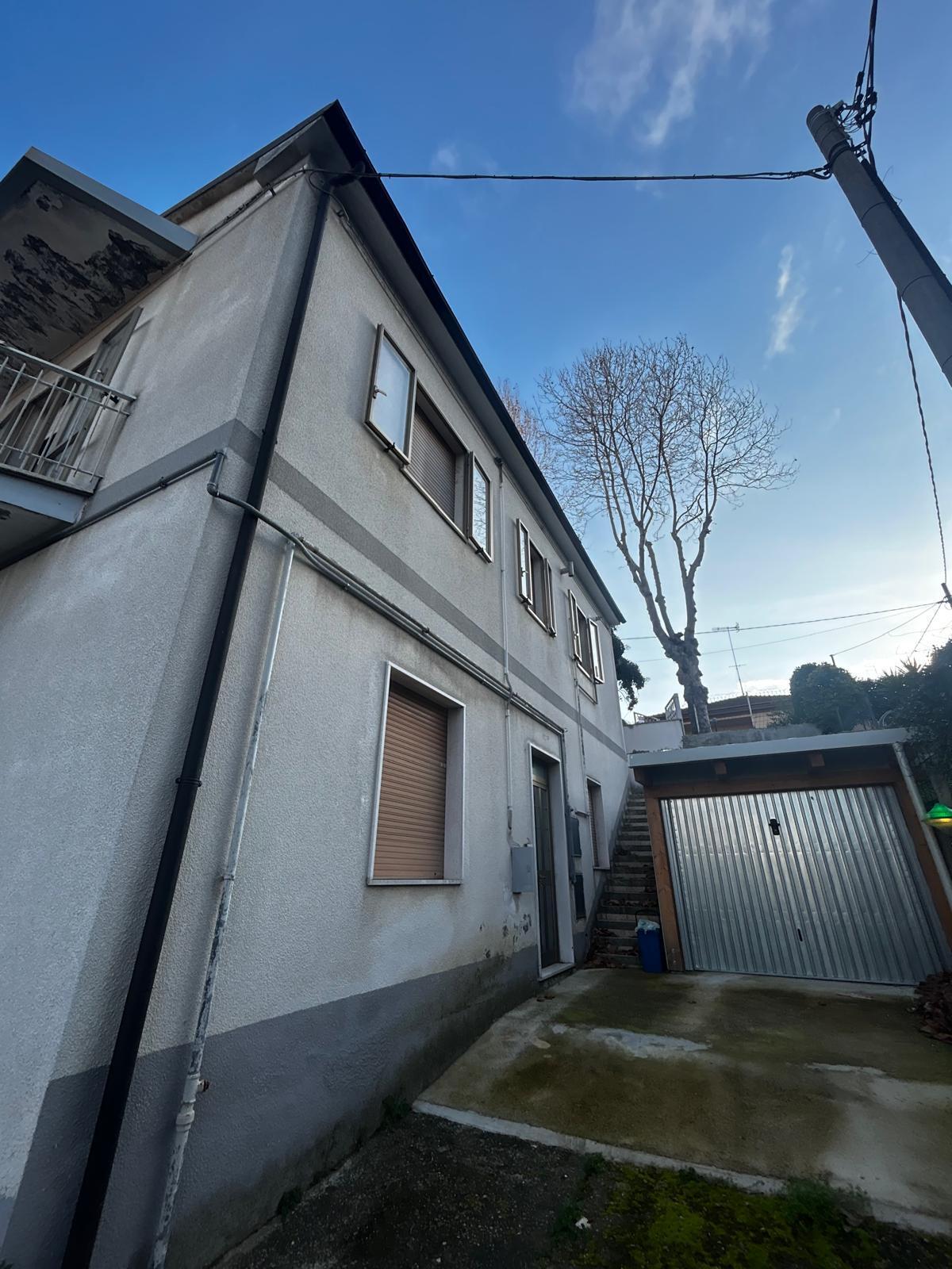 Casa indipendente con giardino a Pescara