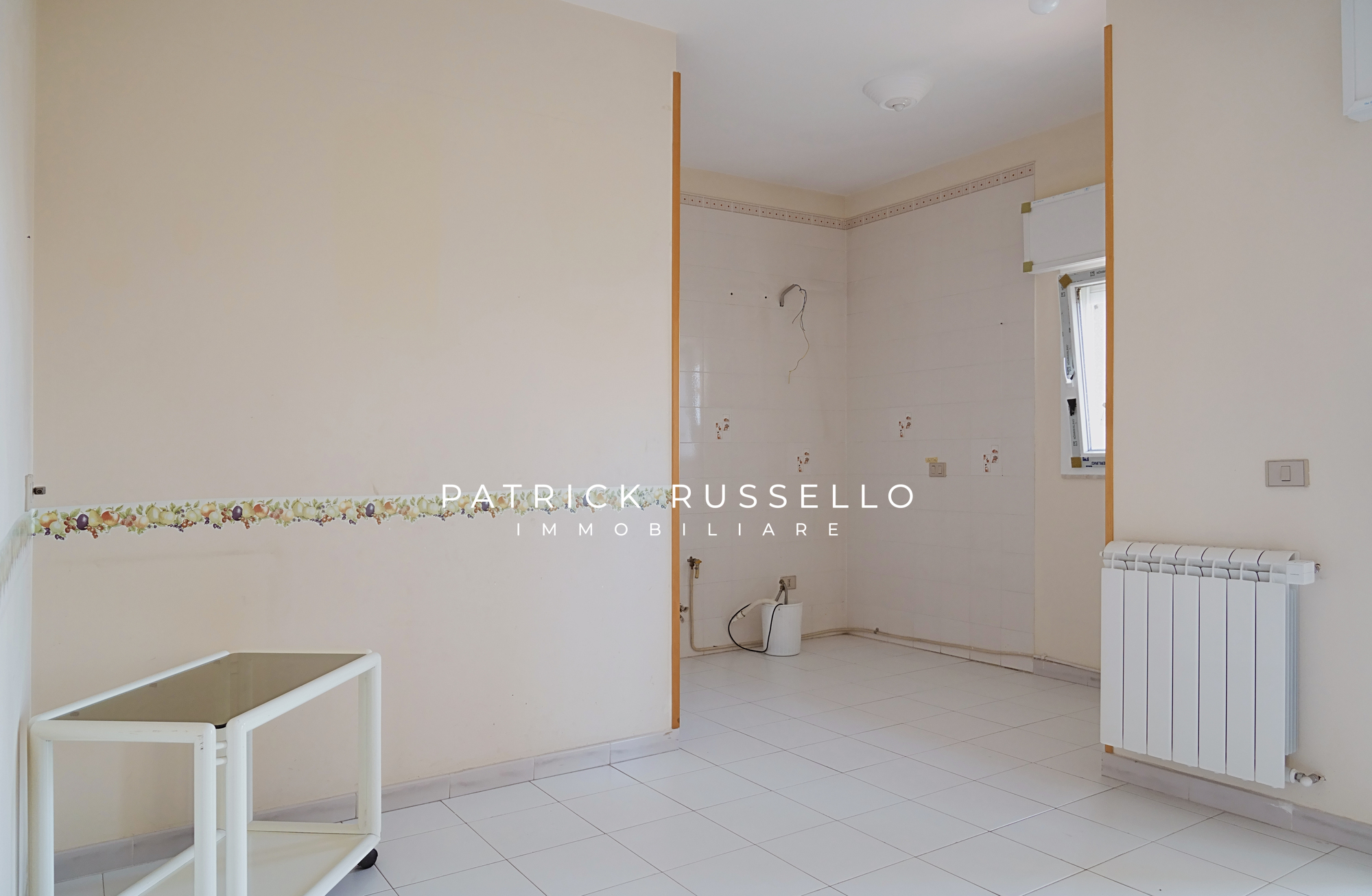 Appartamento da ristrutturare in via navari 7, Gela