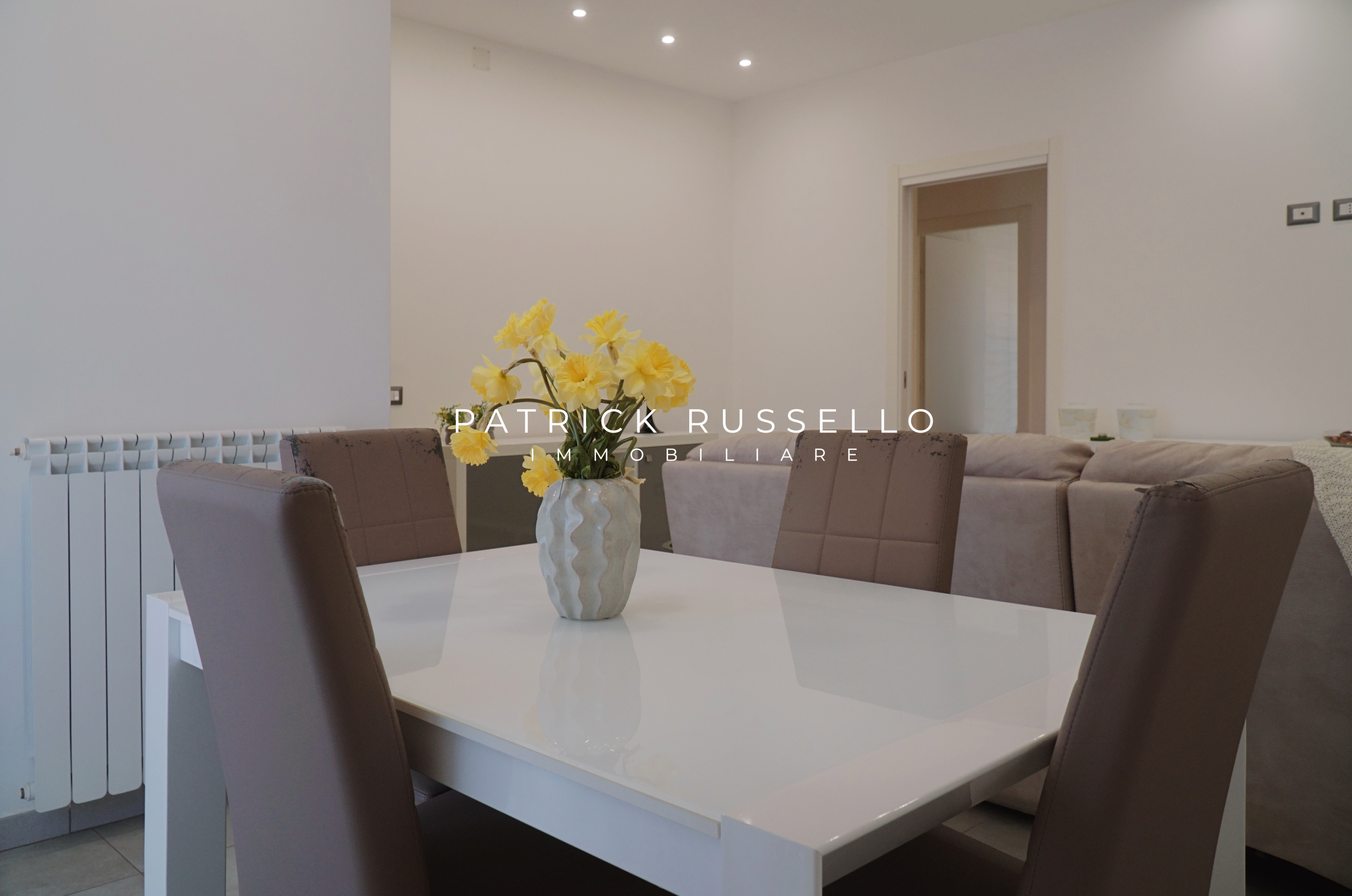 Quadrilocale ristrutturato in via ragusa 11, Gela