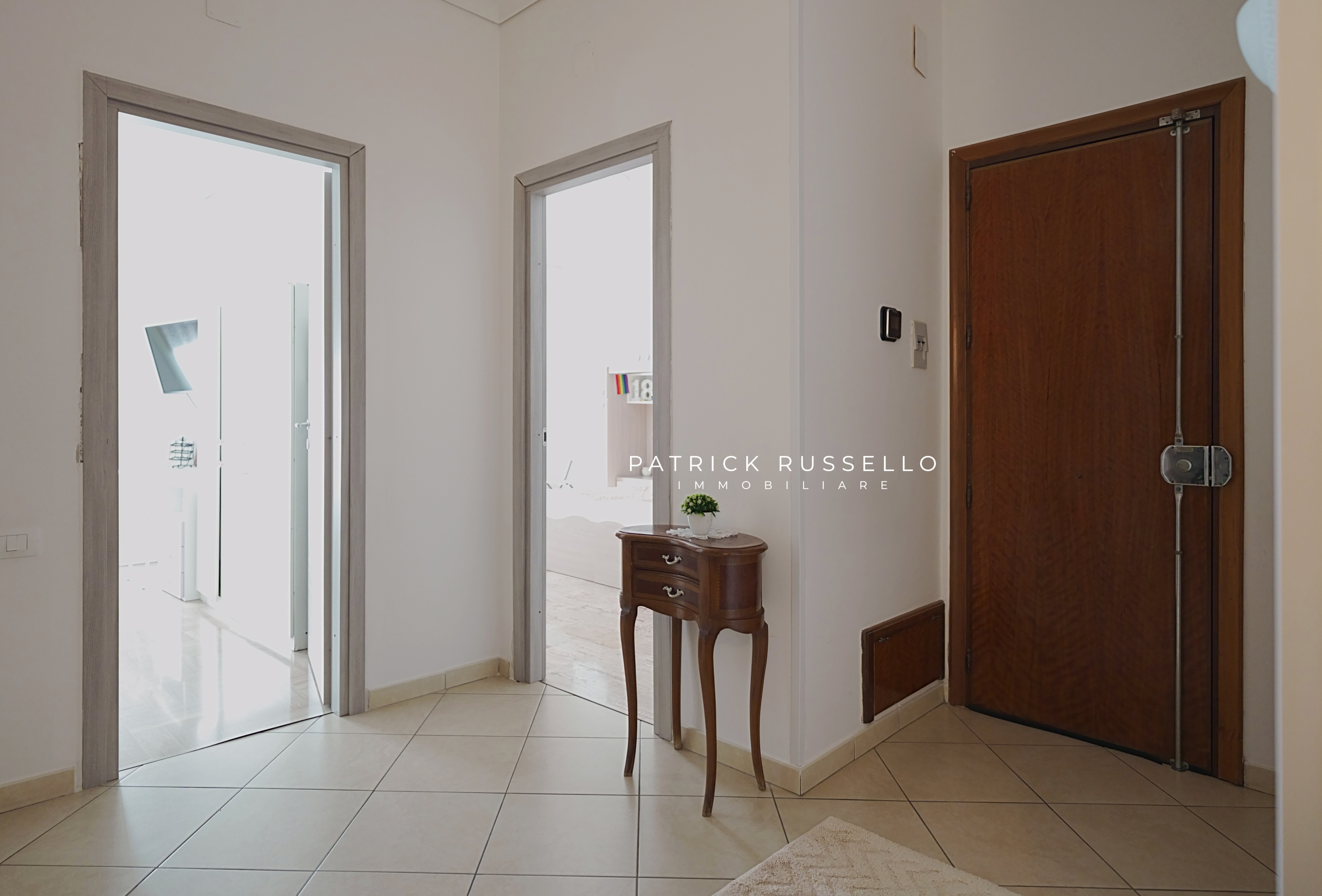 Appartamento ristrutturato in via calabria 55, Gela