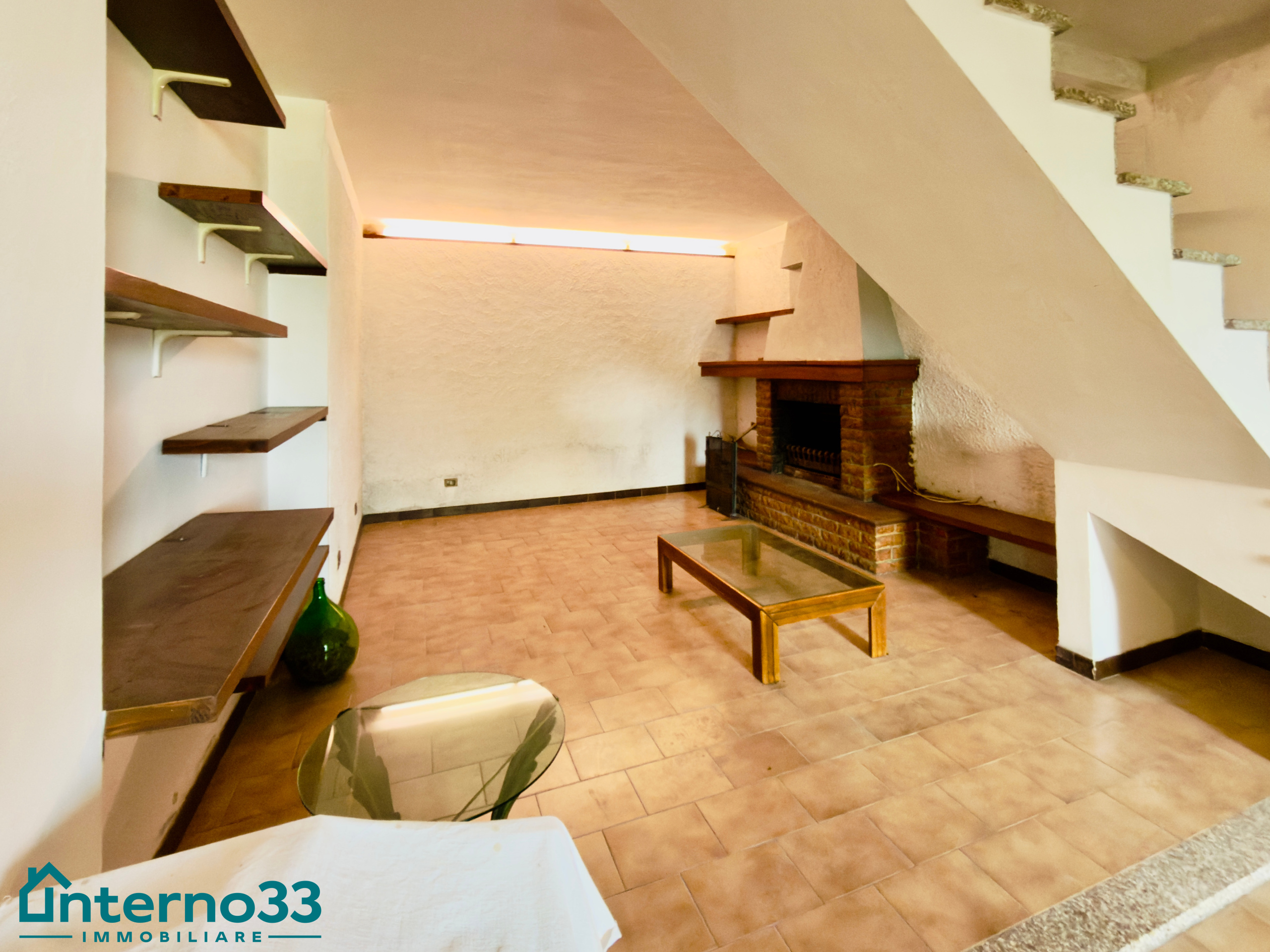 Casa indipendente con giardino in via montebuono 1, Vezzano Ligure