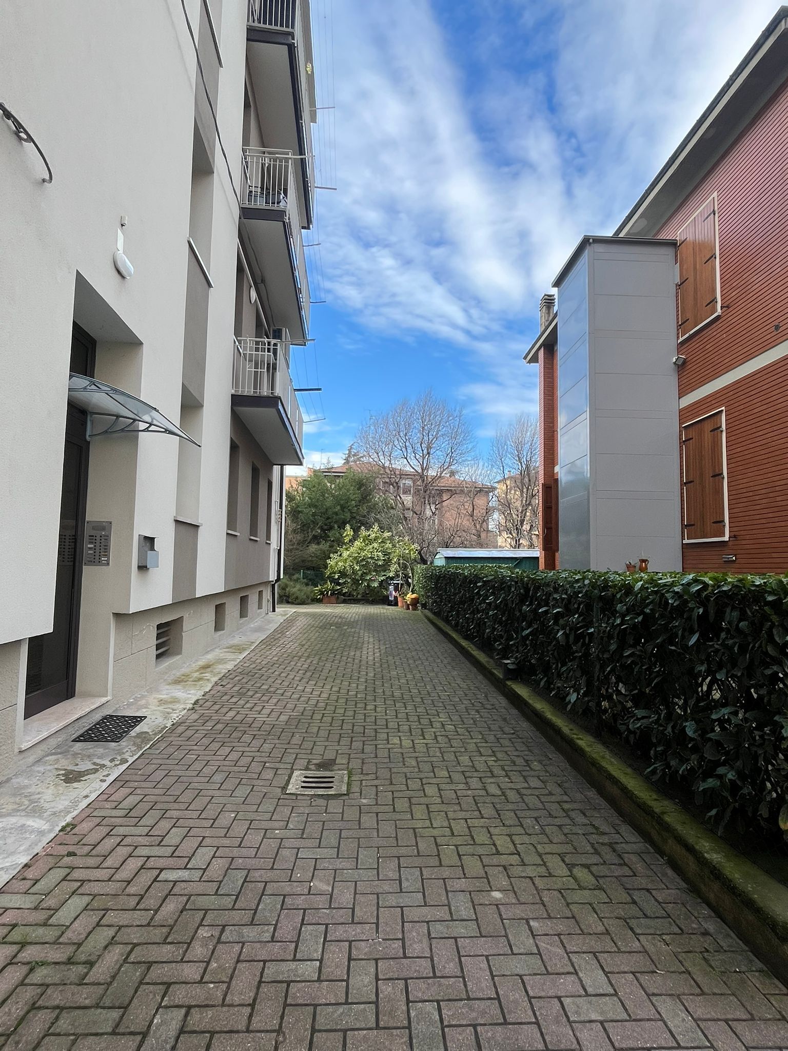 Trilocale ristrutturato in via isonzo 3, Casalecchio di Reno