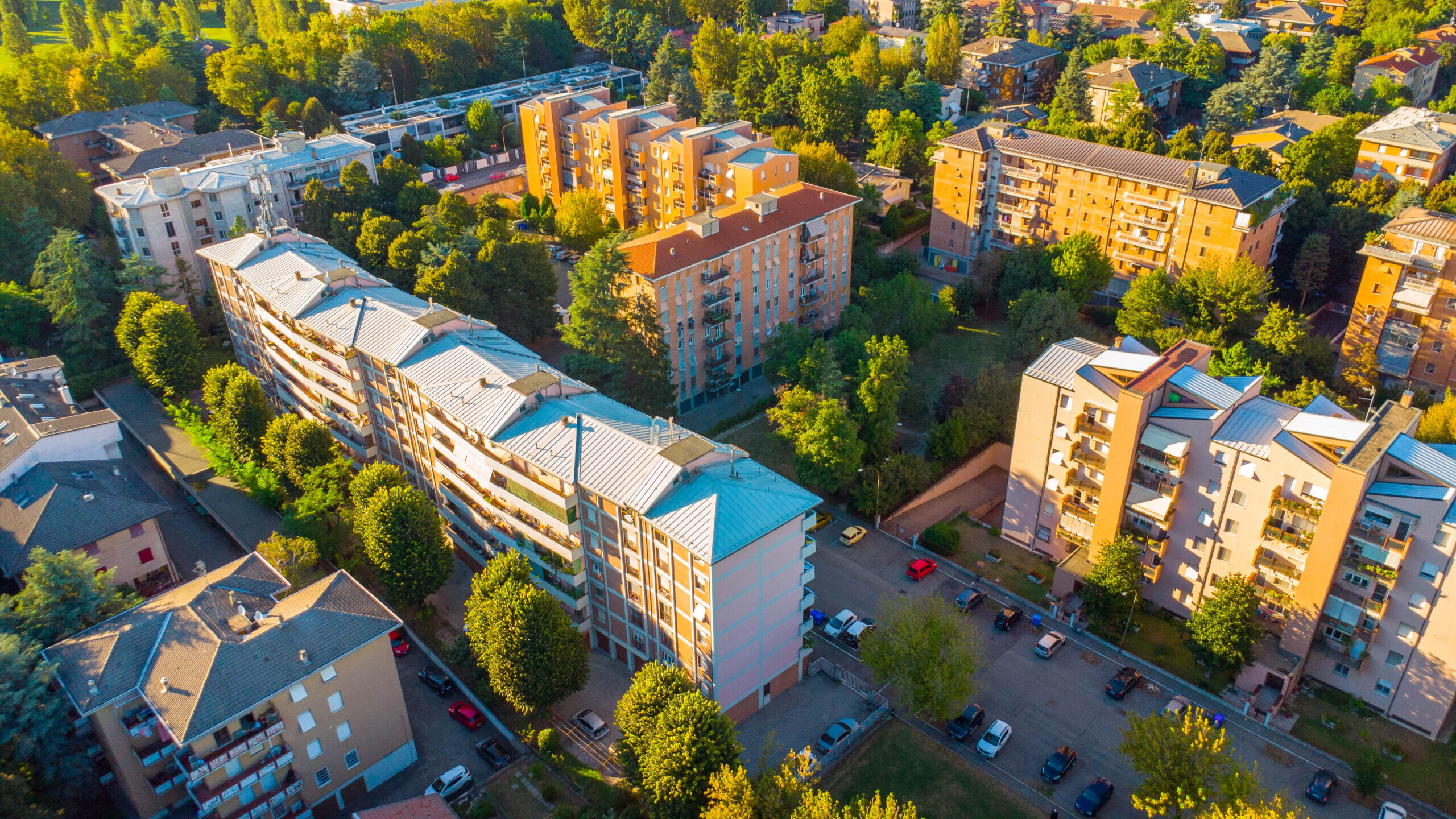 Trilocale con box in via albert einstein 1700, Parma