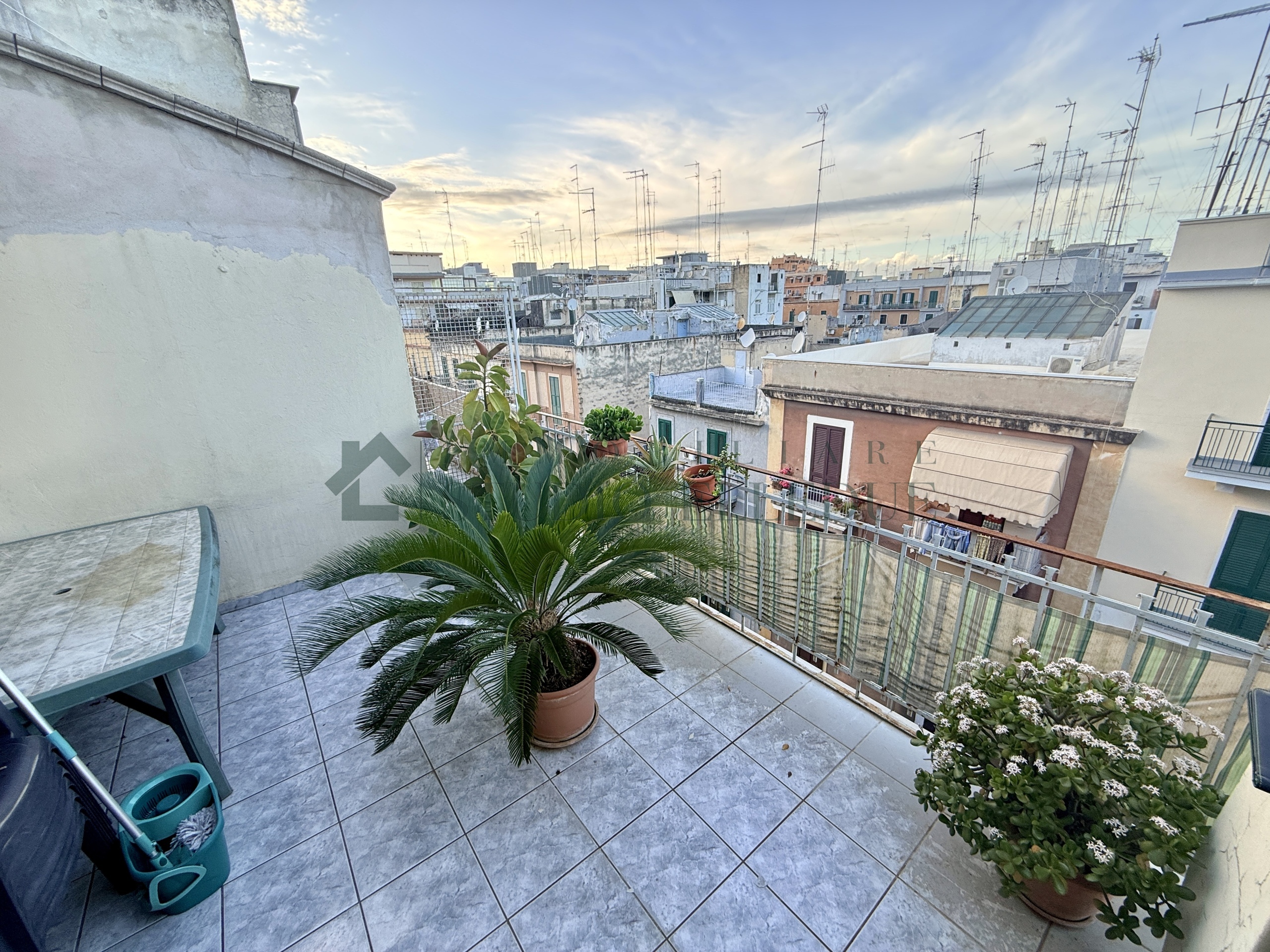 Bilocale con terrazzo in via domenico nicolai 280, Bari