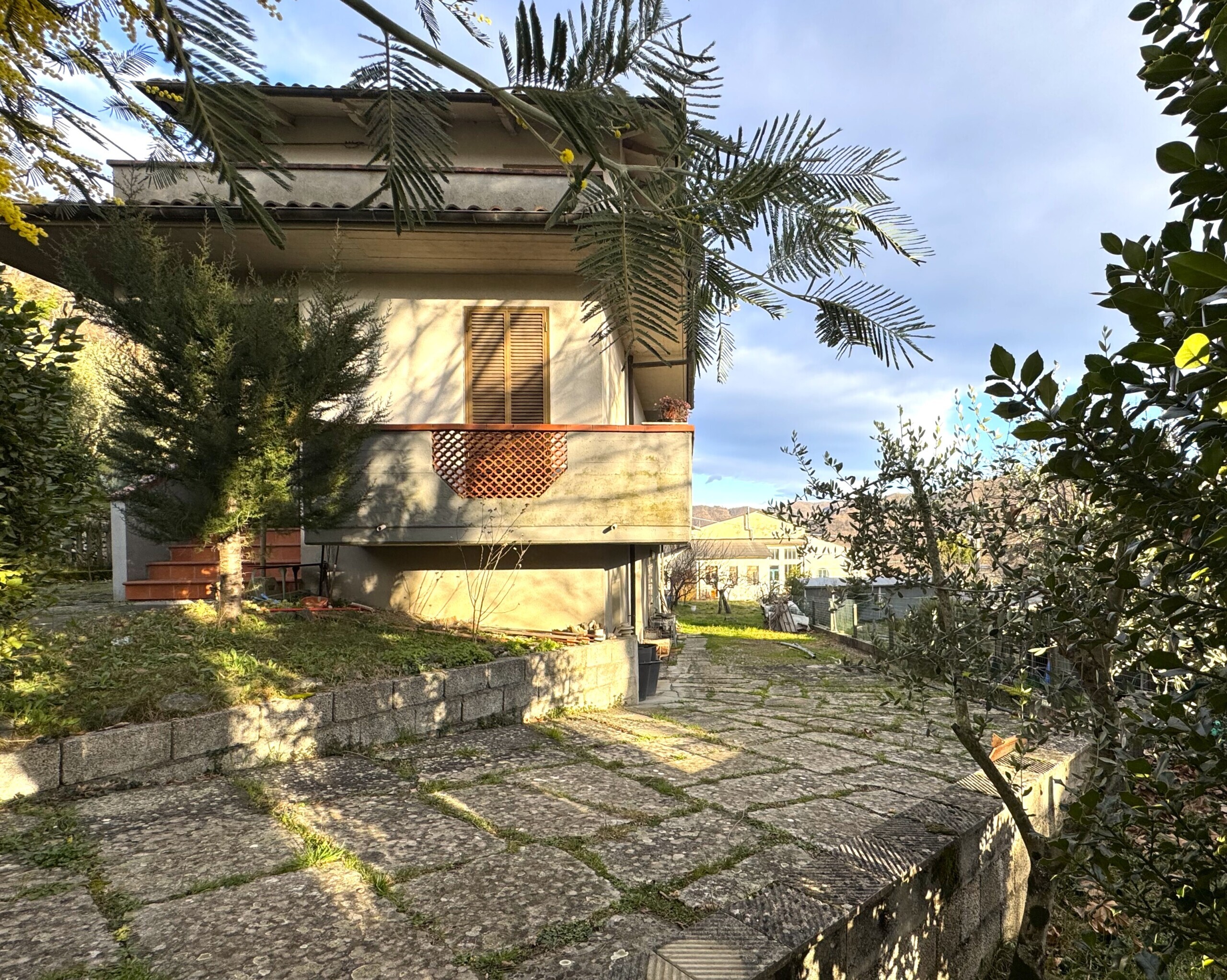 Villa con giardino in strada vicinale la saccia castagneta, Vernio