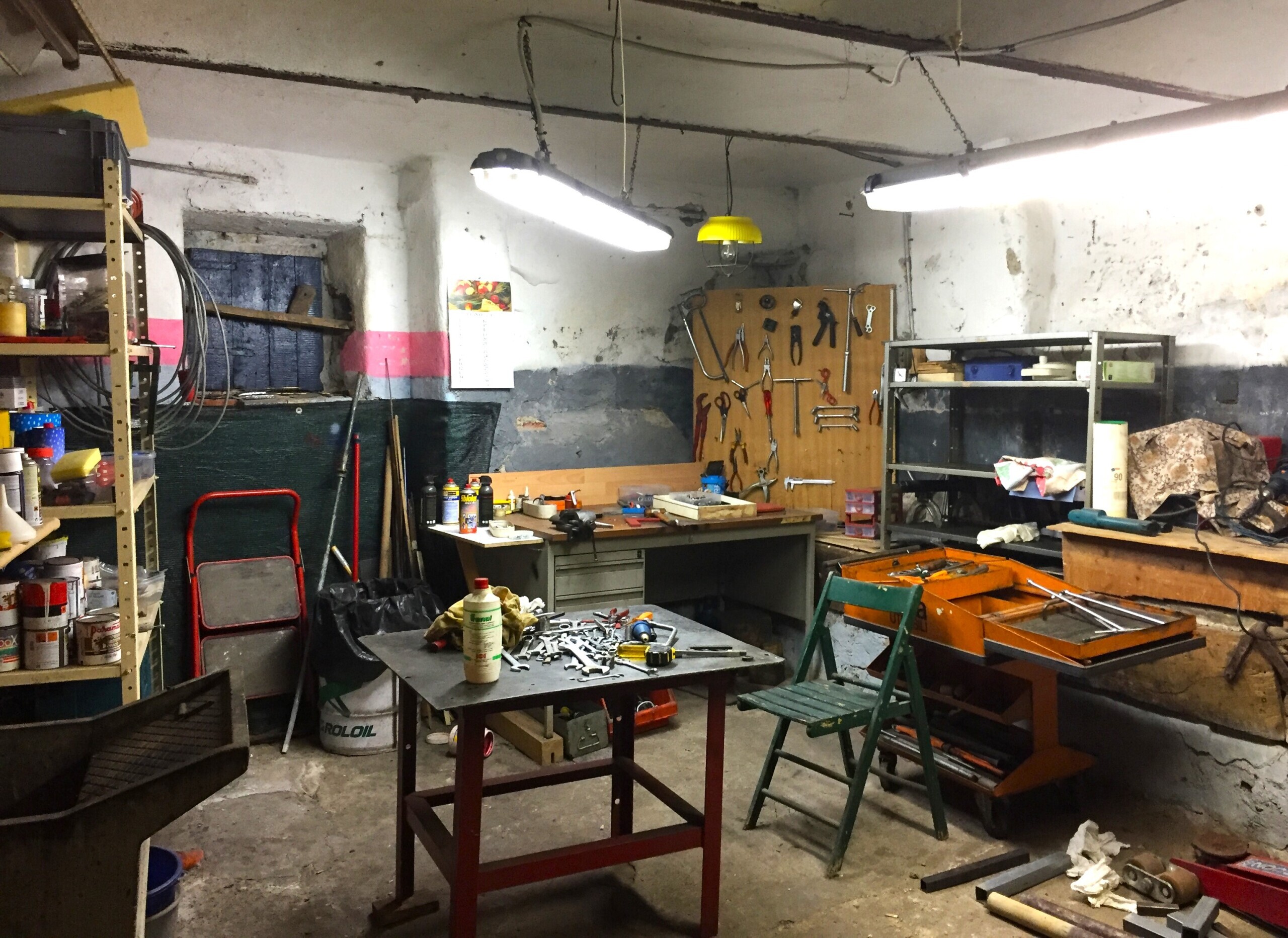 Rustico con giardino in via di filettole, Prato