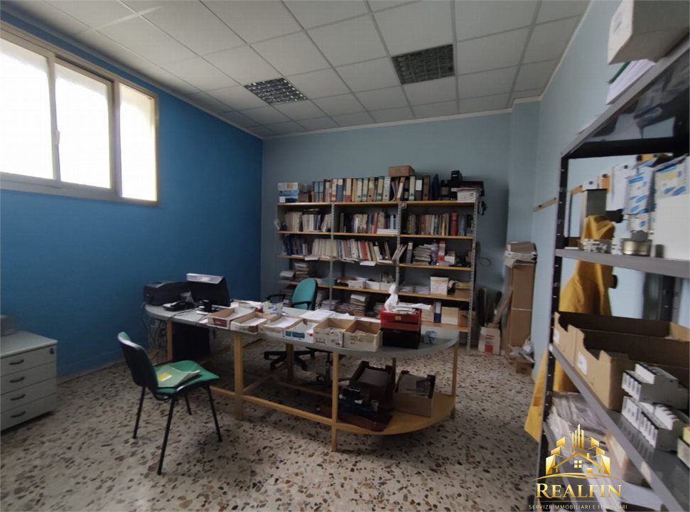 Locale commerciale in vendita a San Pietro Infine