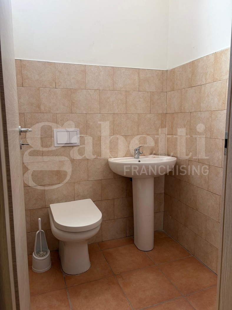 Capannone in affitto a Latina