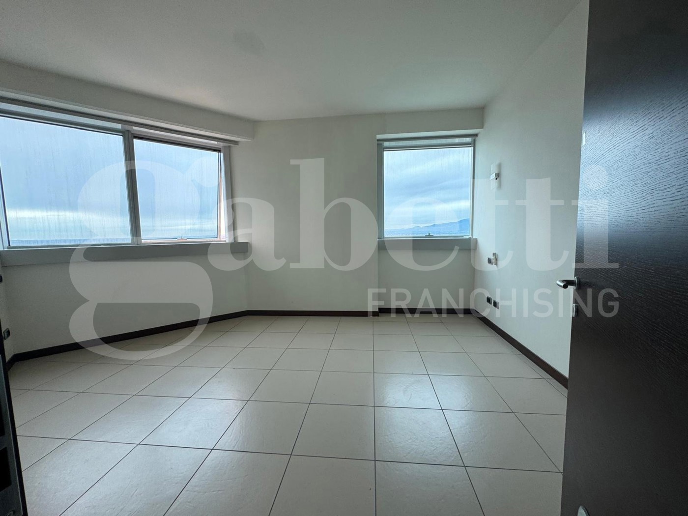 Ufficio in vendita a Latina