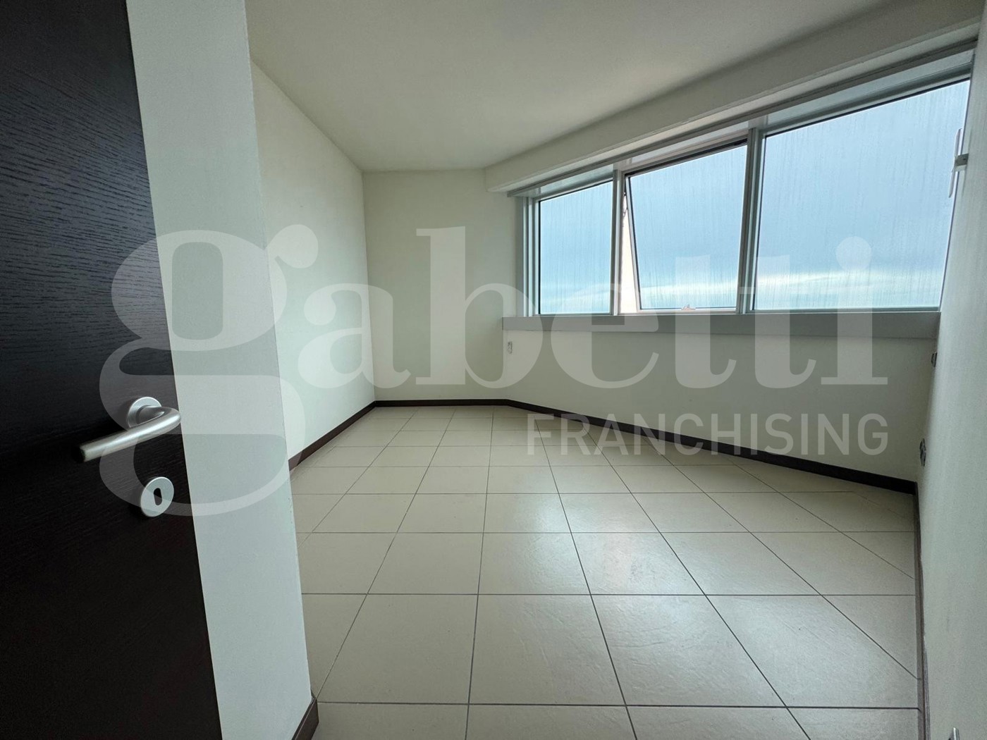 Ufficio in vendita a Latina