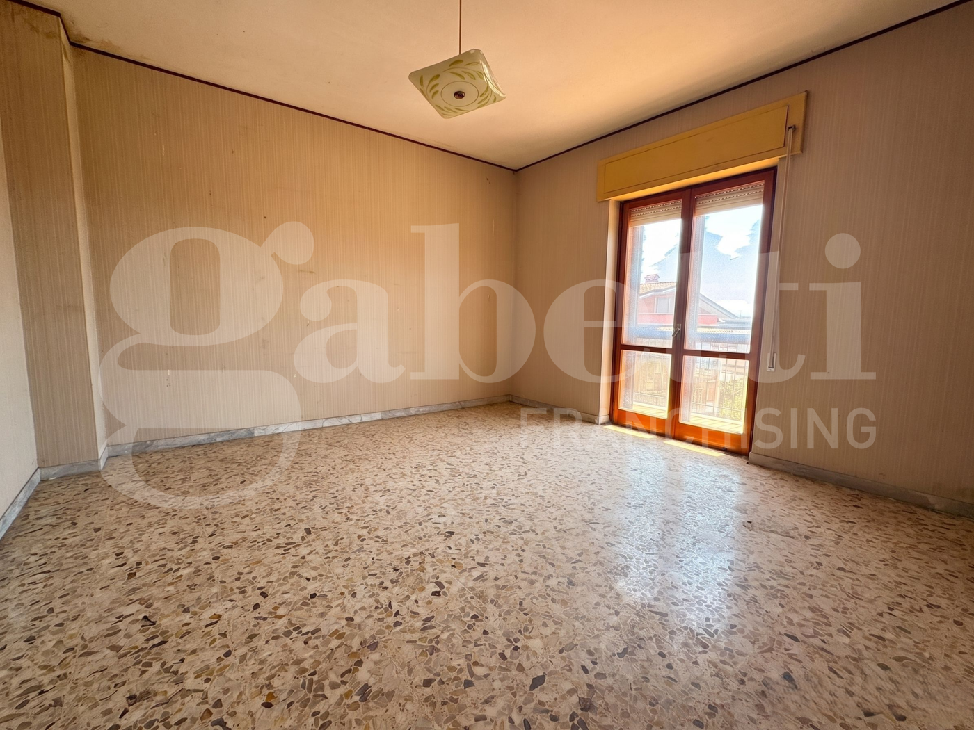 Stabile/Palazzo in vendita a Latina