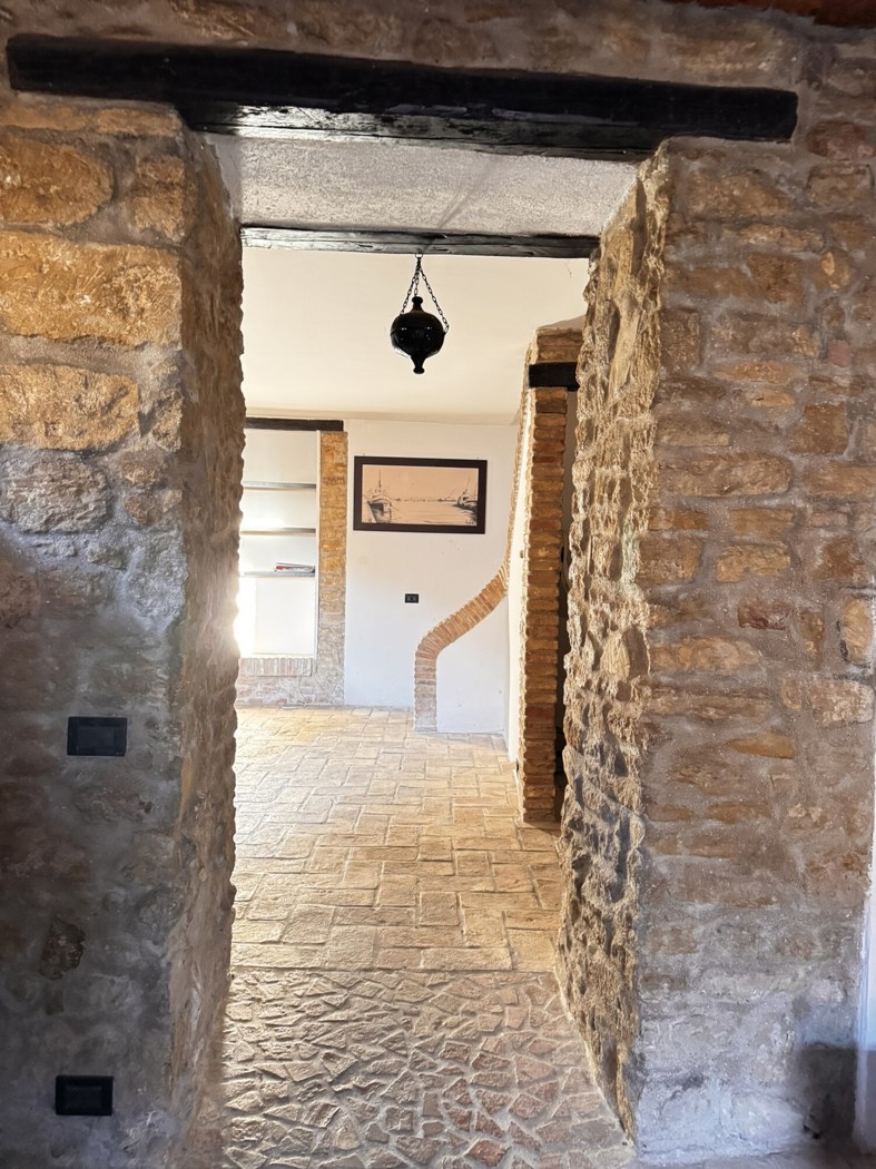 Rustico in vendita a Camerano