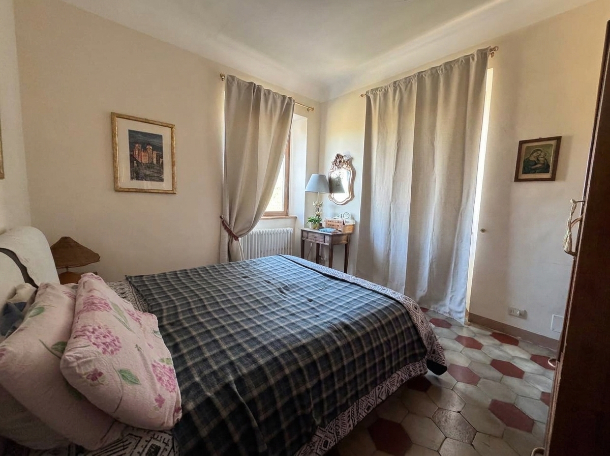 Casa indipendente con giardino a Recanati