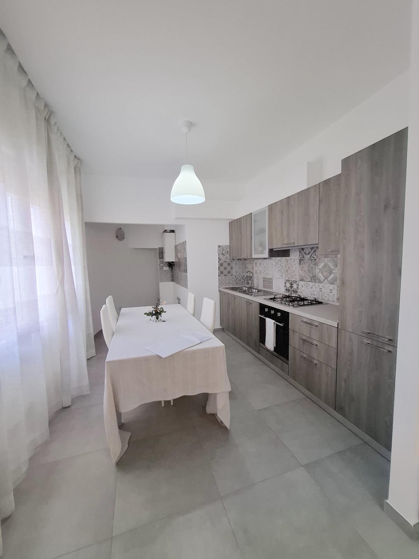 Quadrilocale in vendita, Carrara marina di