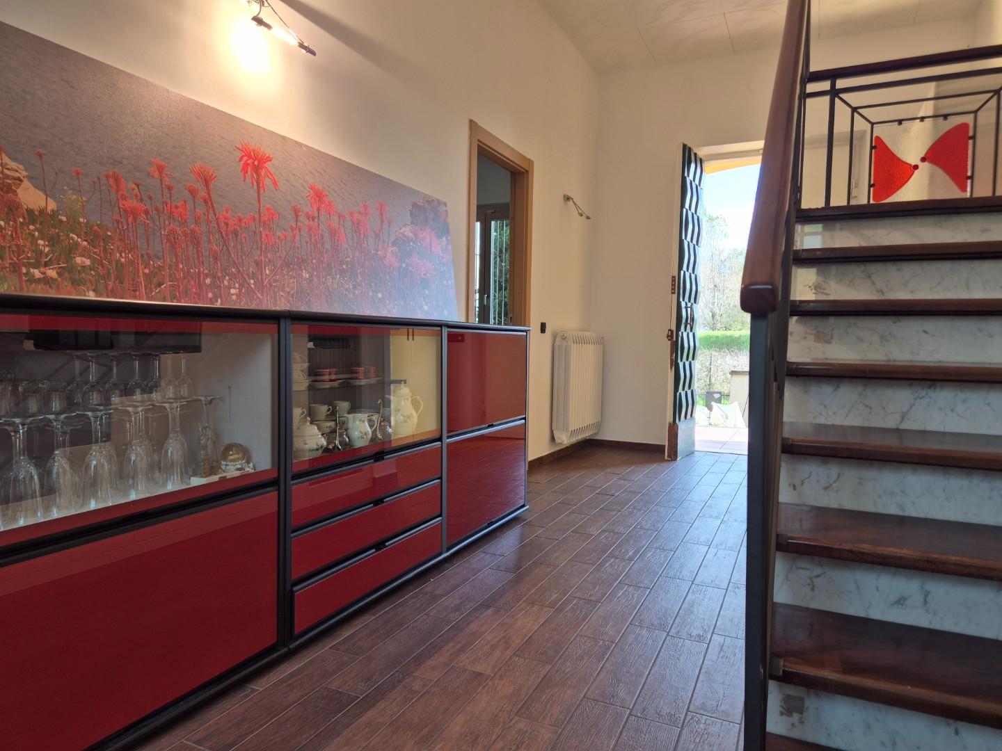 Casa indipendente con giardino, Ameglia bocca di magra