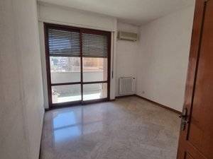 Appartamento in vendita a Taranto, Montegranaro