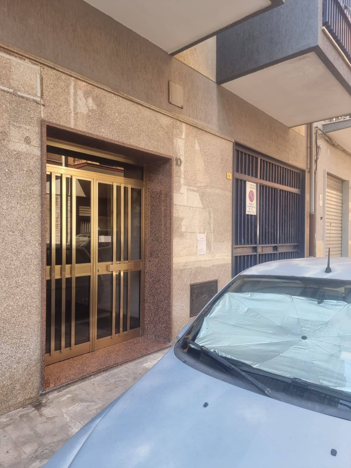 Appartamento in vendita a Taranto, Battisti