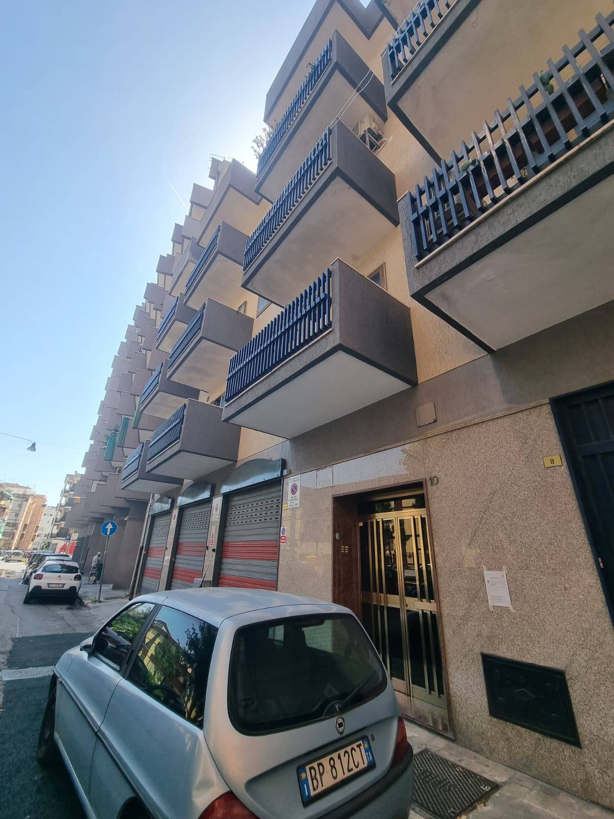 Appartamento in vendita a Taranto, Battisti