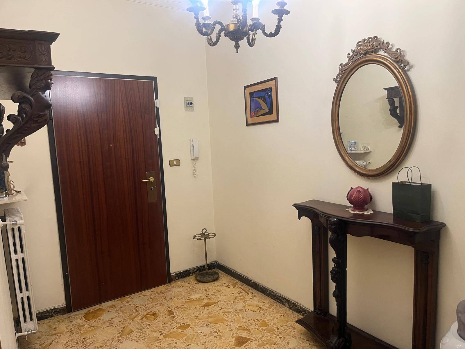 Appartamento in vendita a Taranto, Battisti