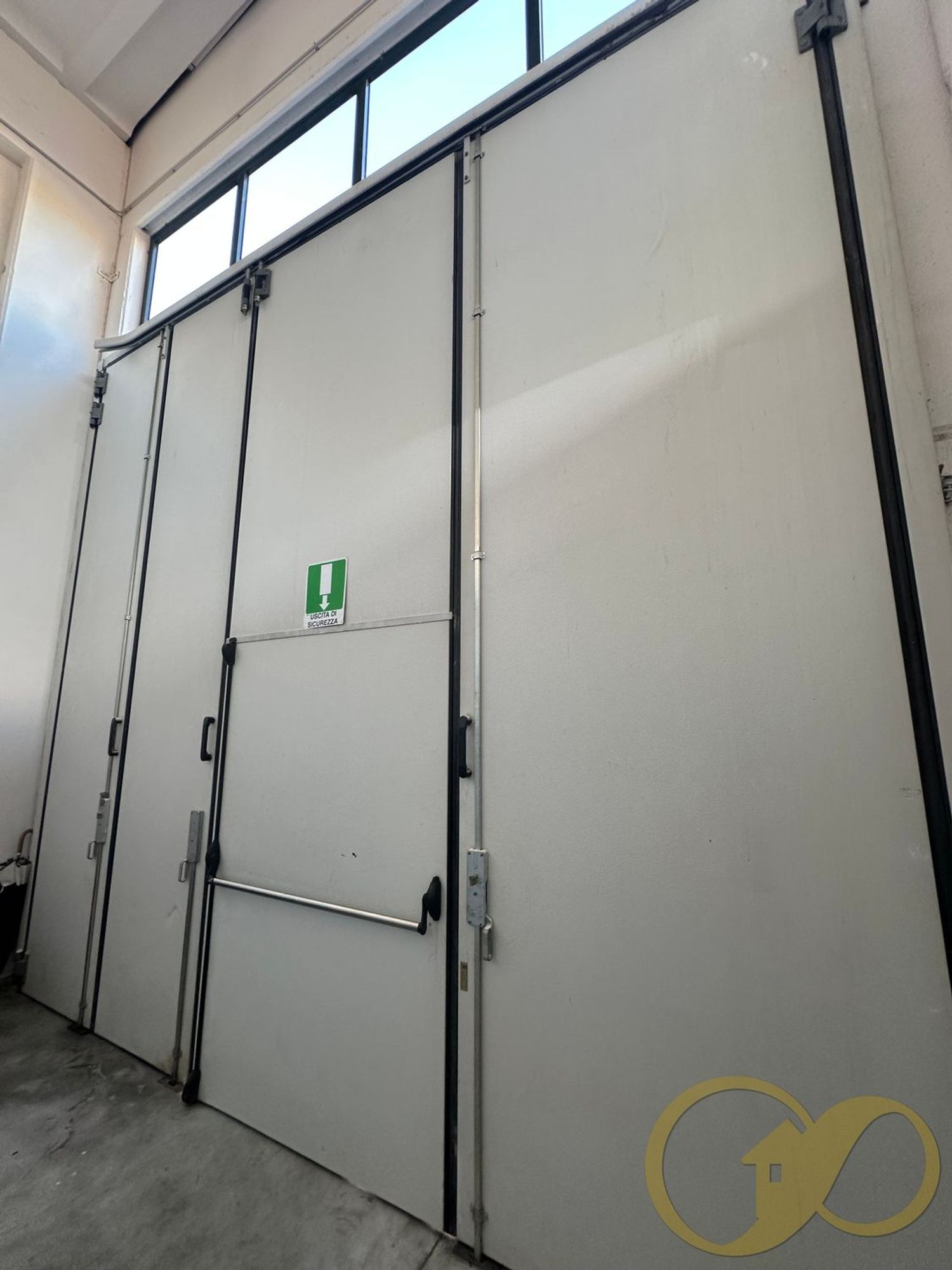 Capannone in vendita a Civitanova Marche