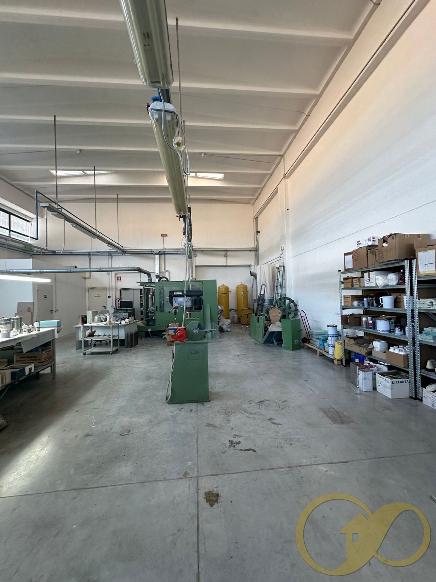 Capannone in vendita a Civitanova Marche