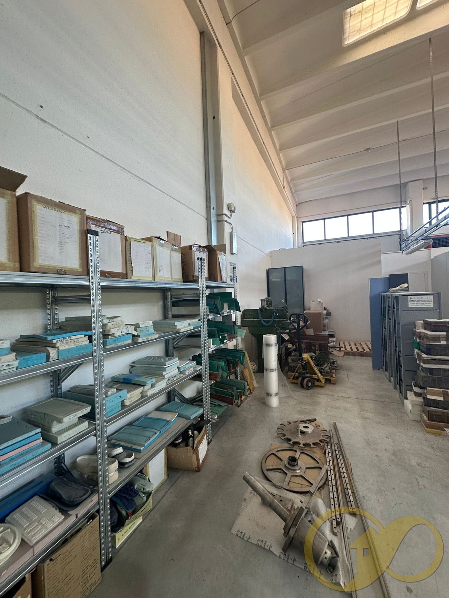 Capannone in vendita a Civitanova Marche