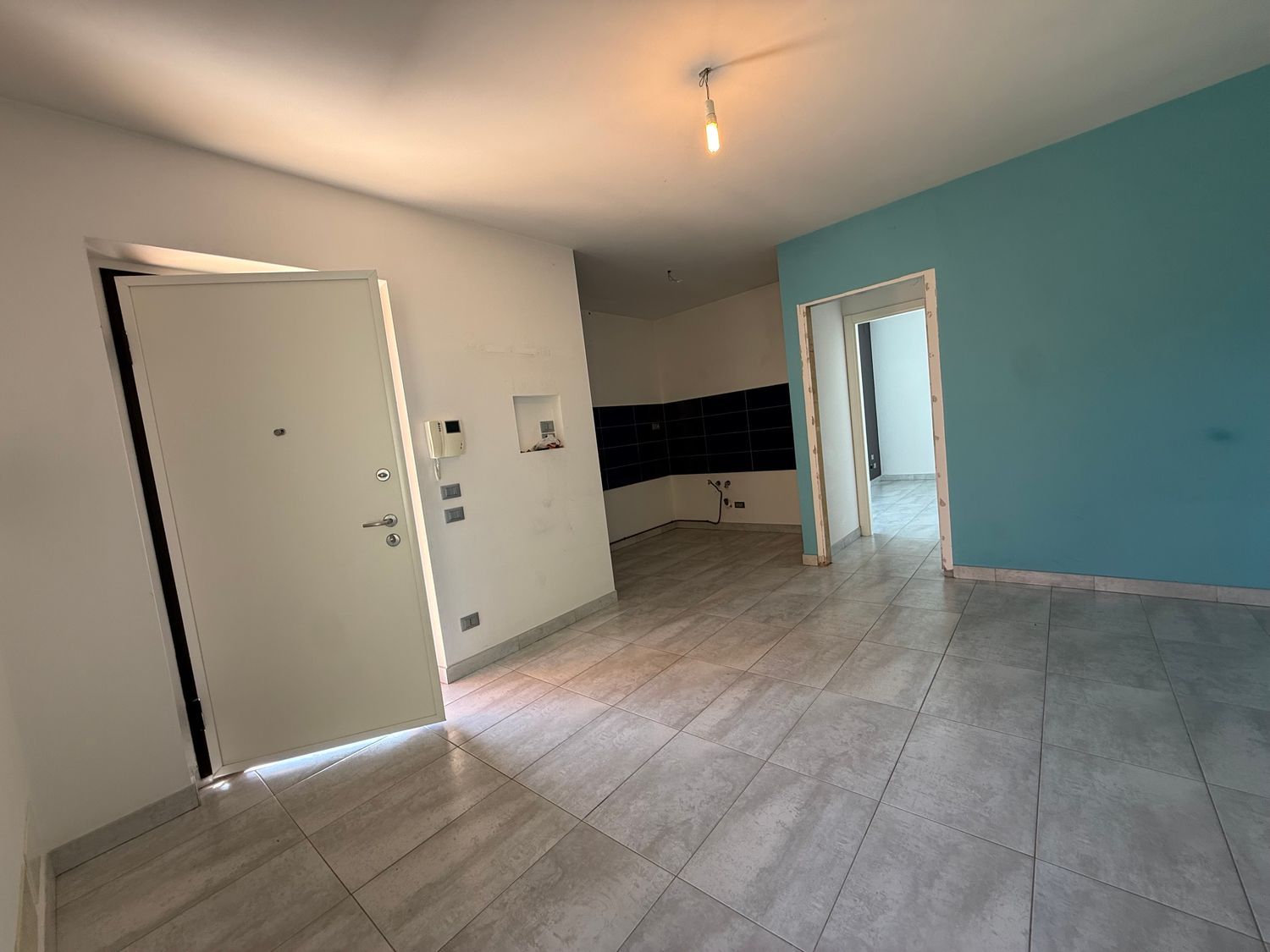 Appartamento in vendita a Montecosaro