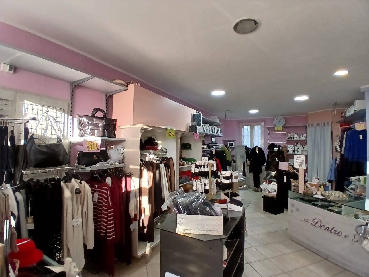 Attivit commerciale in vendita a Fermo