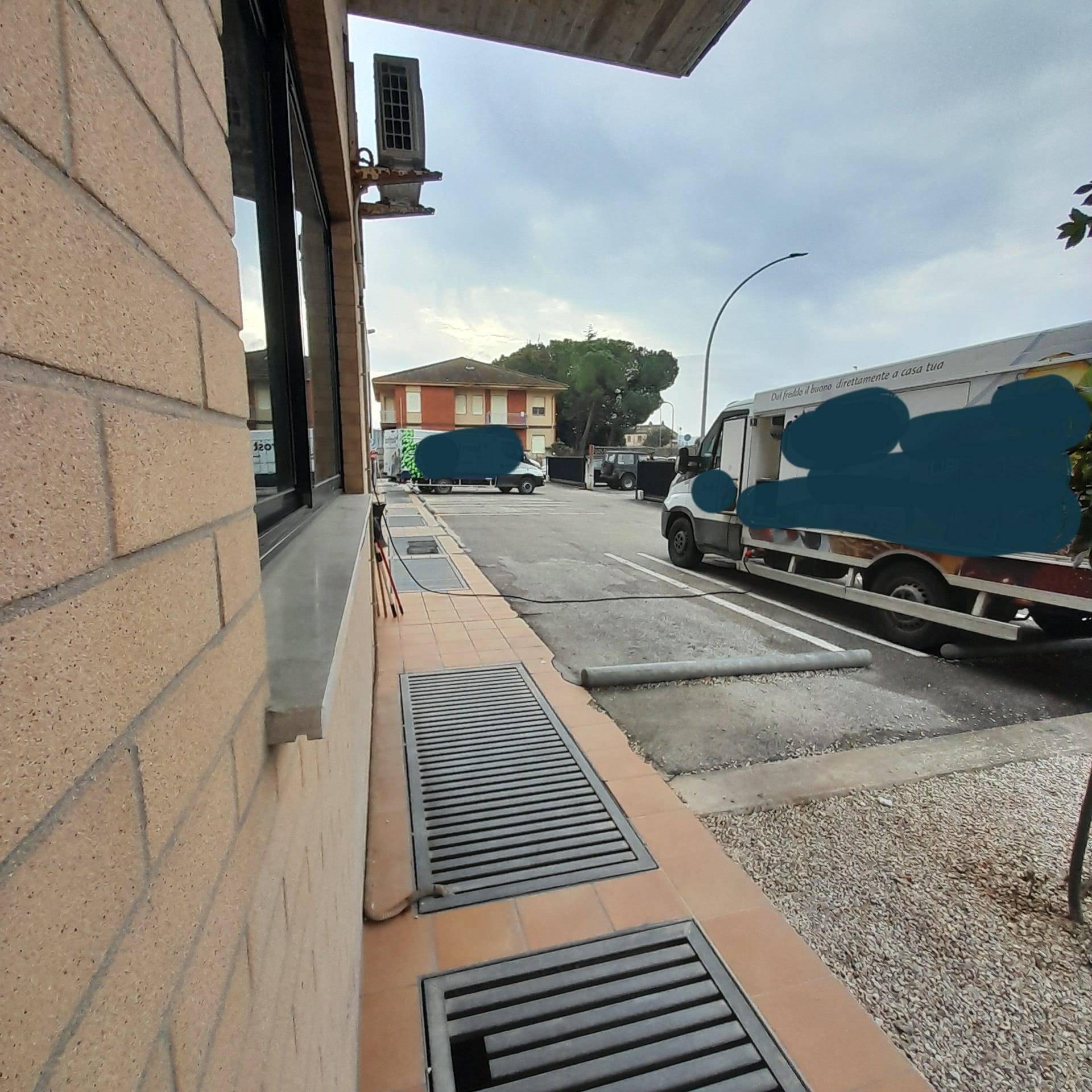 Capannone in affitto a Fermo