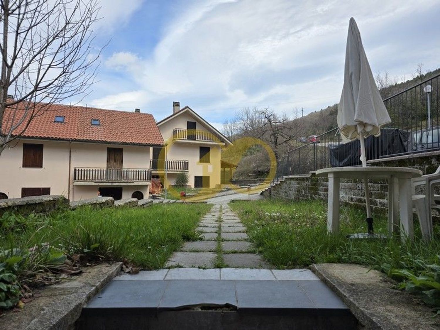 Villette a schiera in vendita a Fiastra