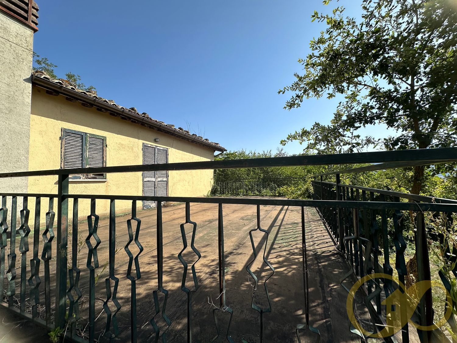 Casa singola in vendita a Castelraimondo