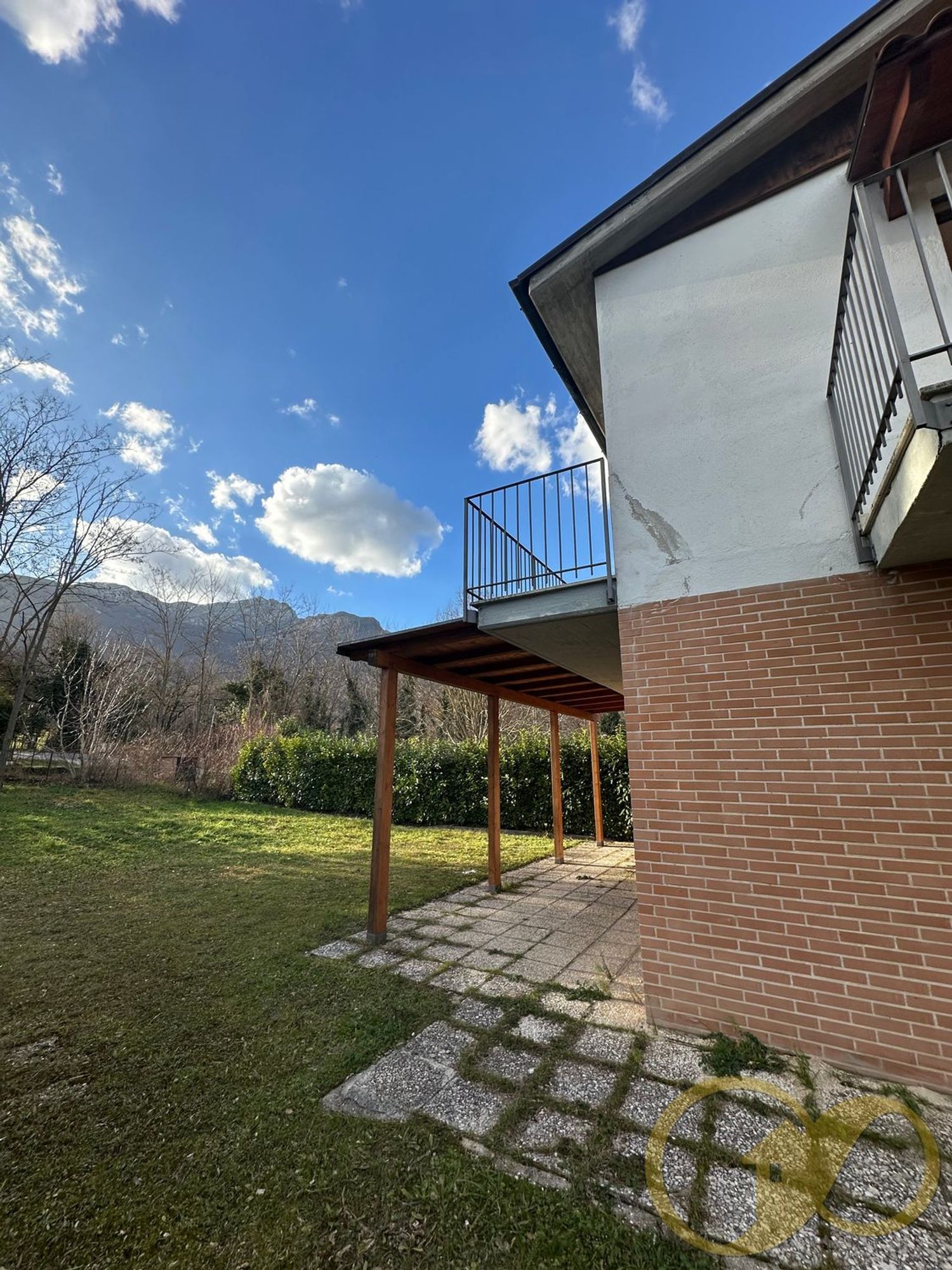 Villetta bifamiliare in vendita a Sarnano