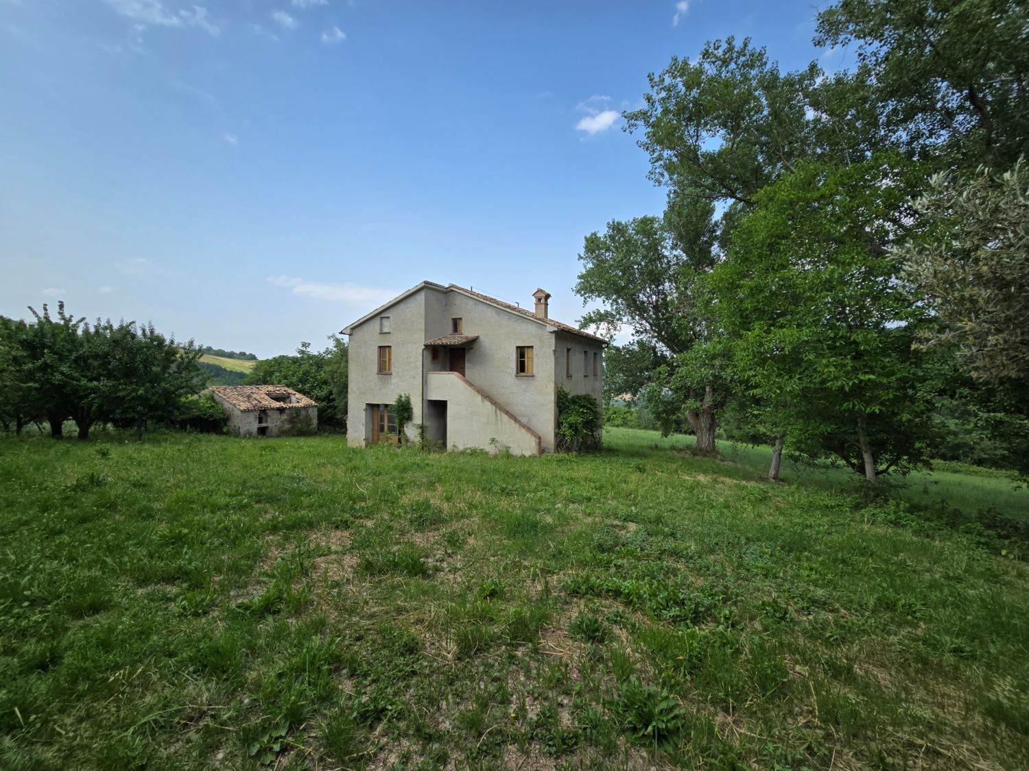 Casa singola in vendita a Serrapetrona