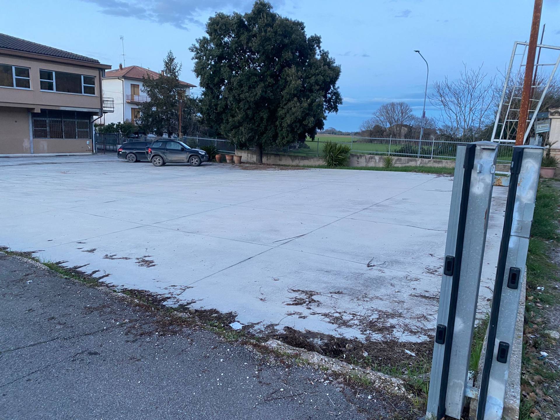 Capannone in vendita a Sant'Elpidio a Mare, Casette d'Ete