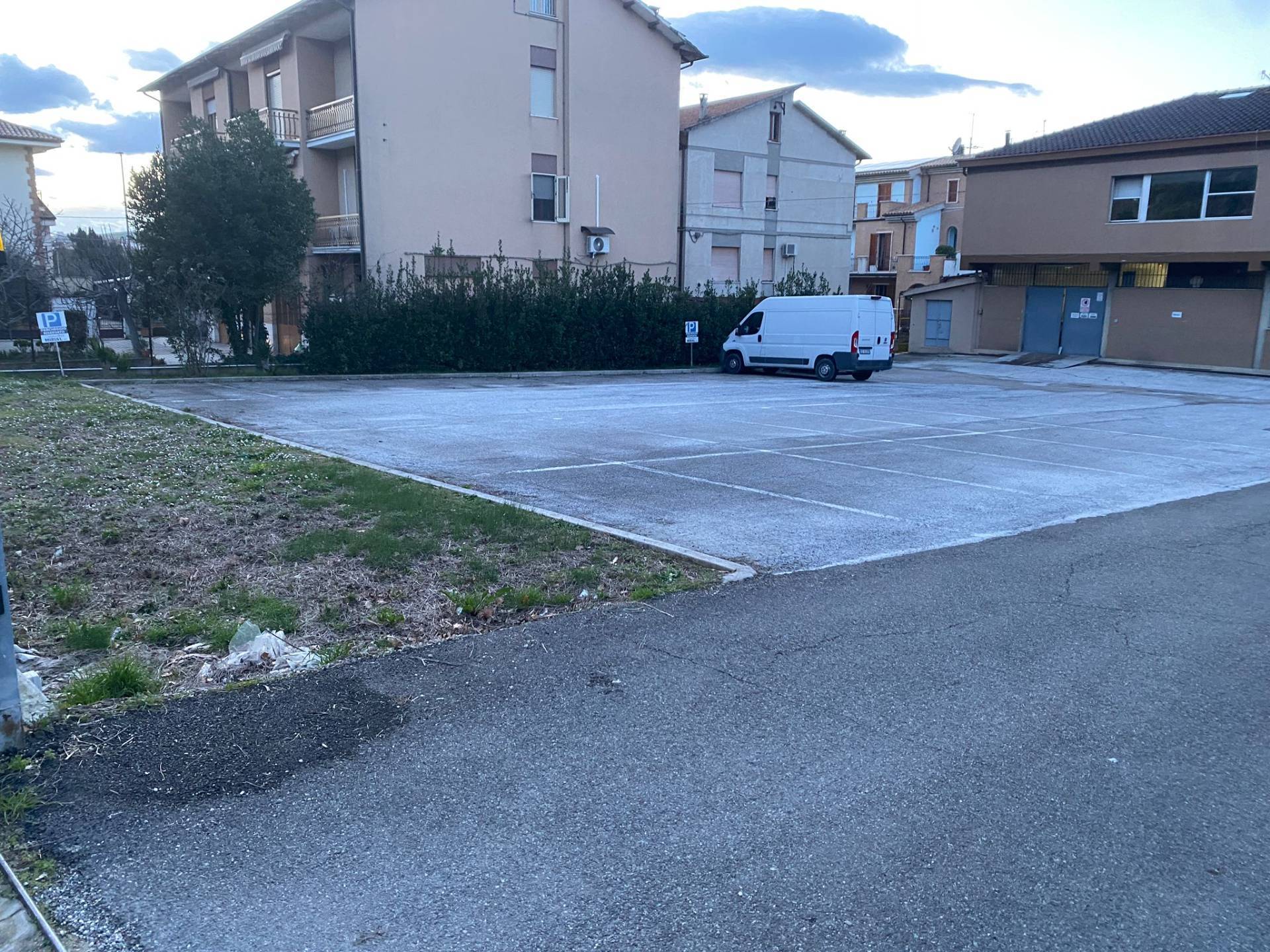 Capannone in vendita a Sant'Elpidio a Mare, Casette d'Ete