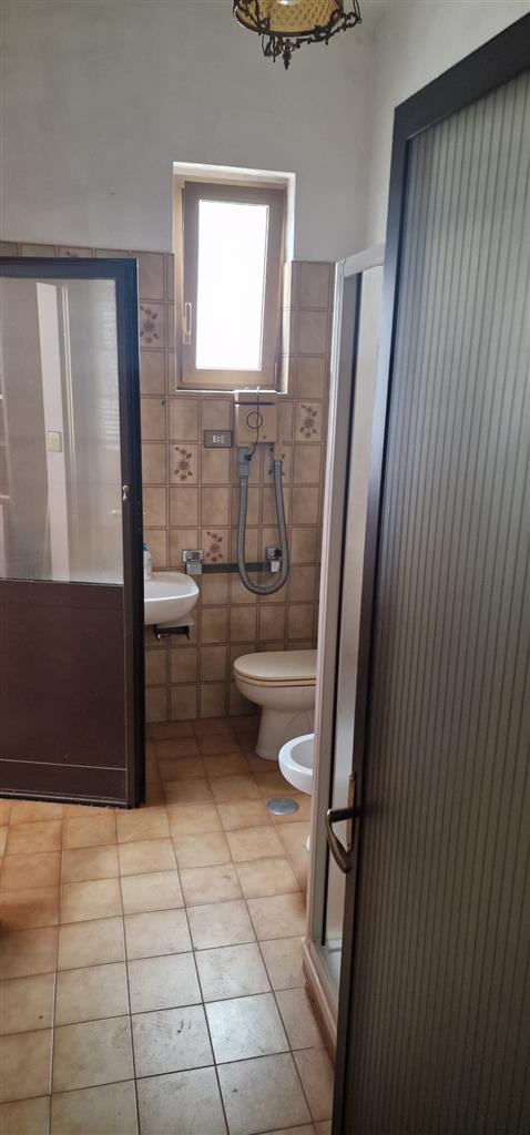 Appartamento con terrazzo in via schiapparelli 9, Cuneo