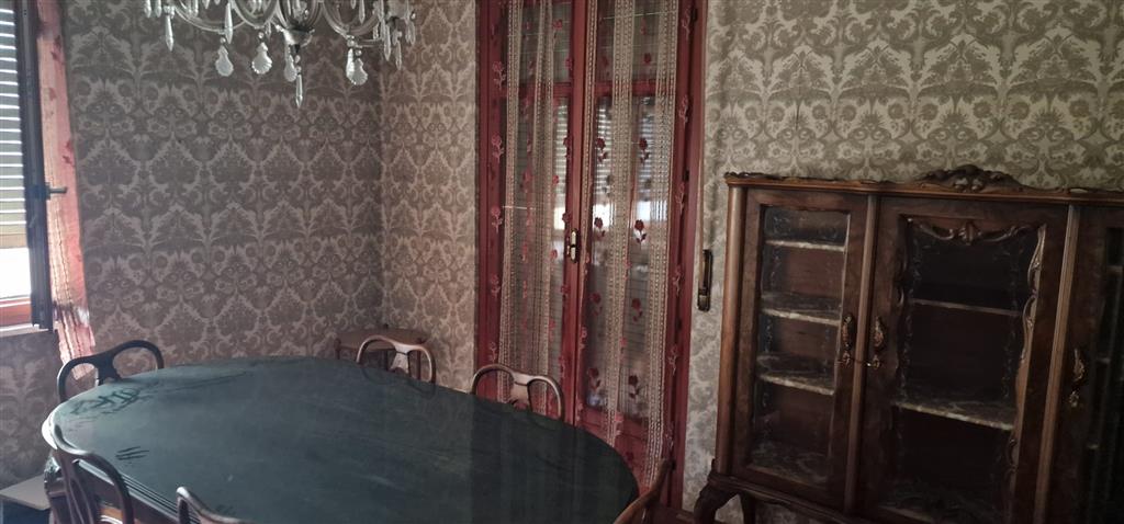 Appartamento con terrazzo in via schiapparelli 9, Cuneo