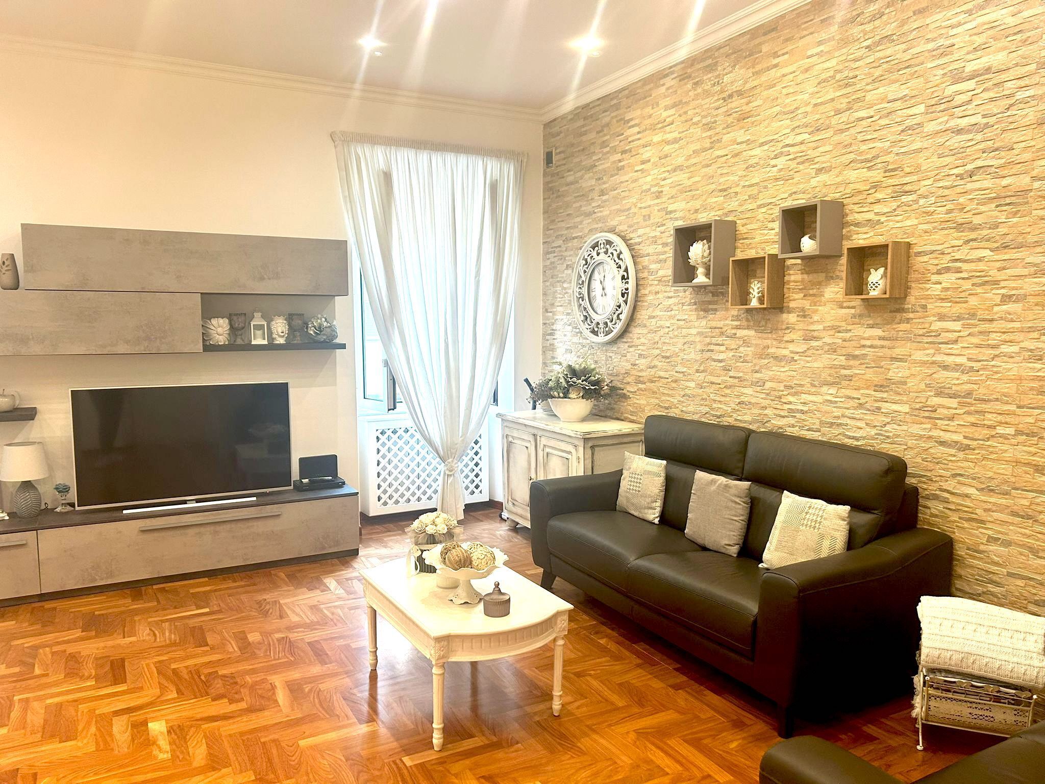 Appartamento con giardino in via traiano 29, Terracina