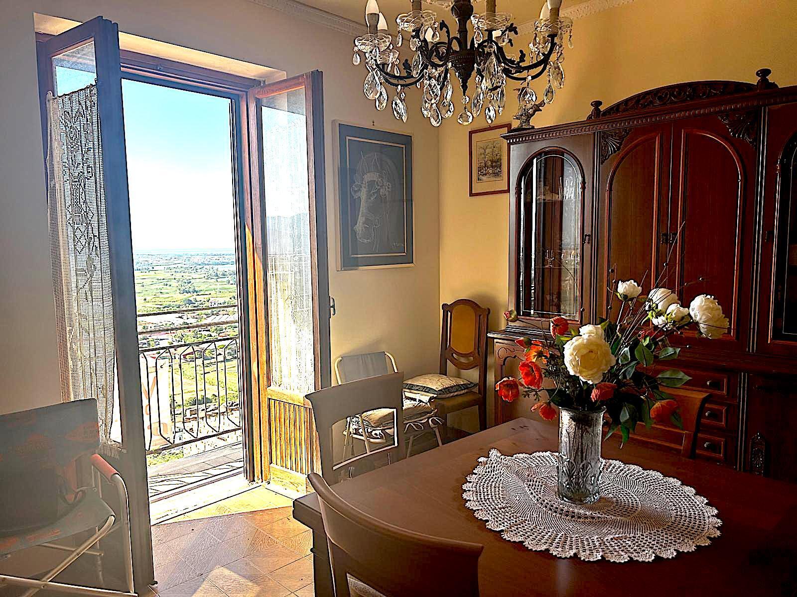 Stabile/Palazzo con terrazzi in via oliveti 20, Monte San Biagio