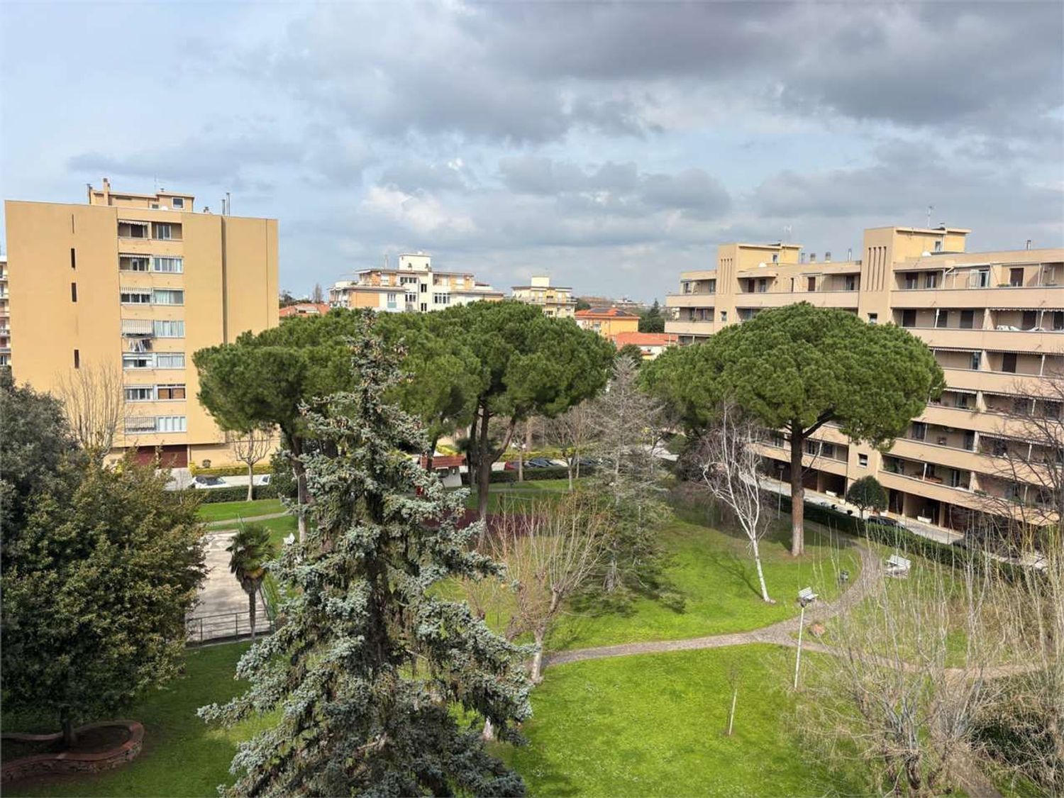 Appartamento in vendita a Livorno