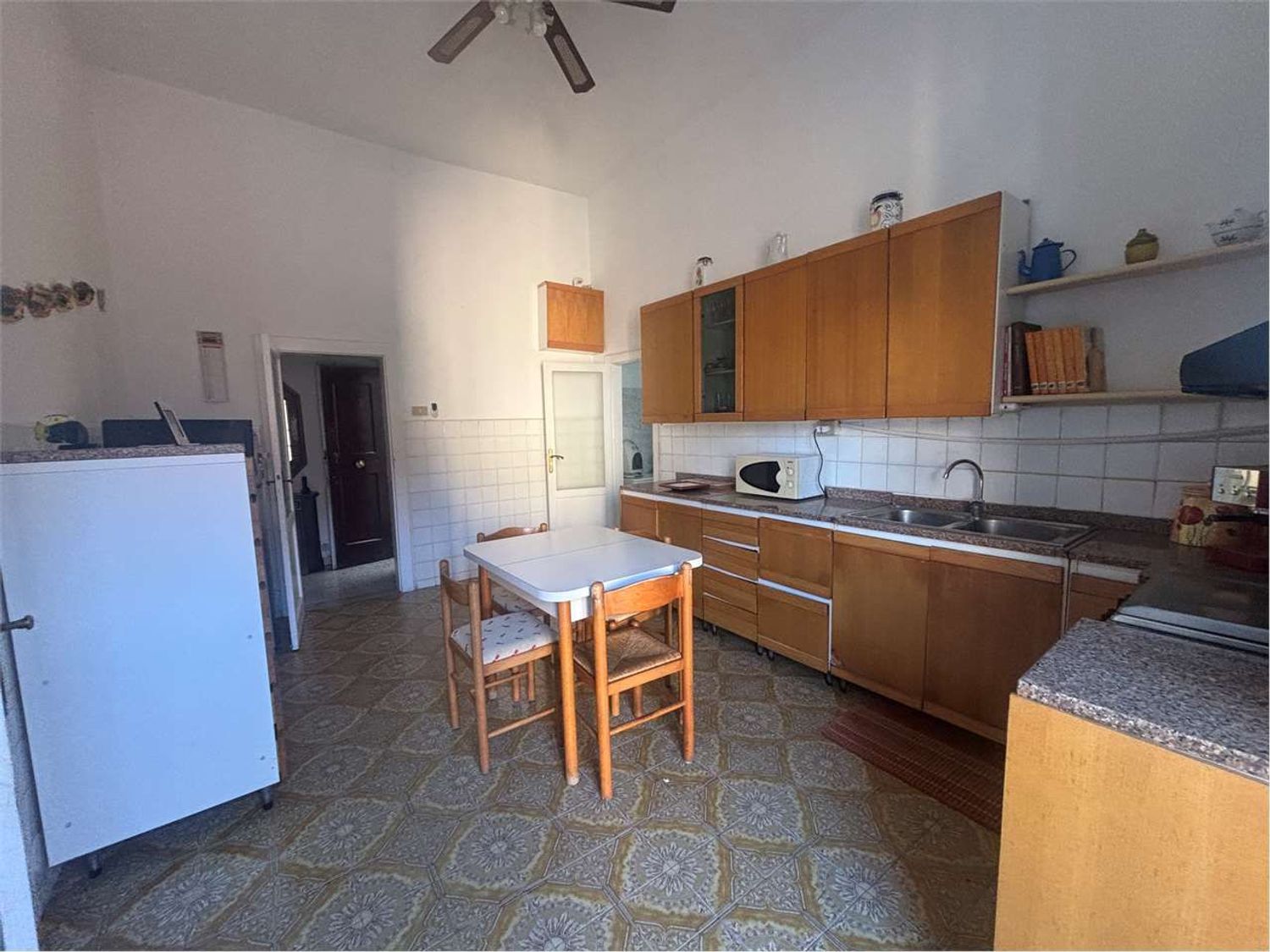 Appartamento in vendita a Livorno