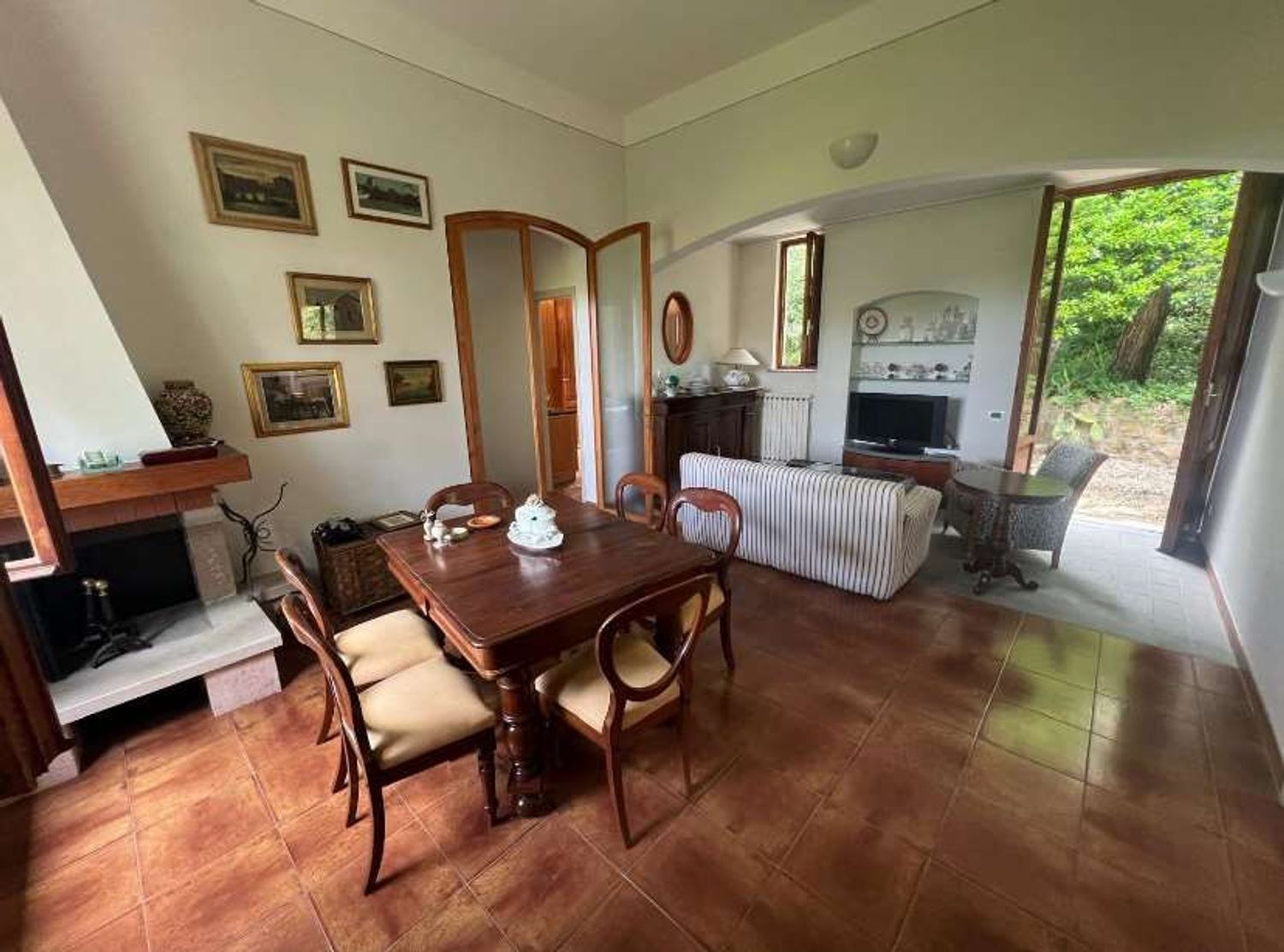 Villa con giardino a Livorno