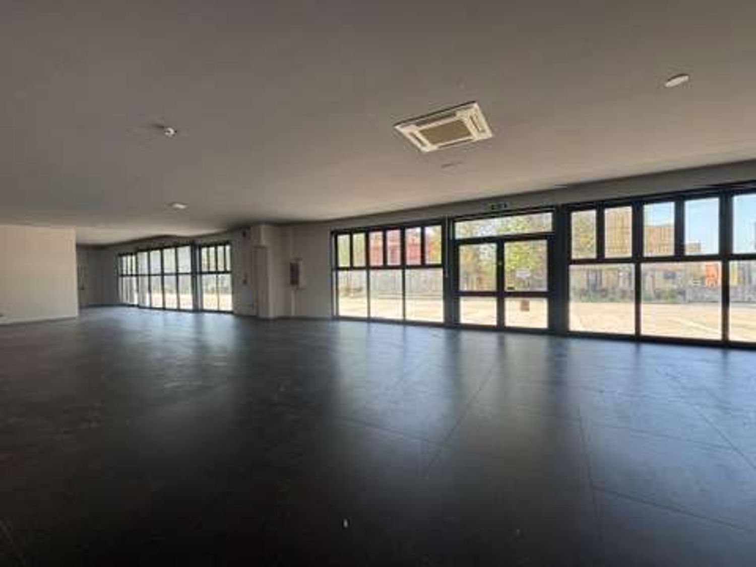 Capannone in affitto a Livorno